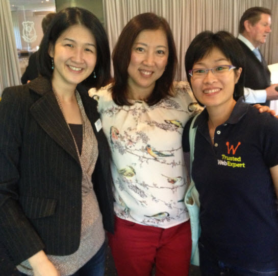 The dedication to some top business women! (From Left to Right), Jenny Kuo, Drina Ng and Martha Arifin.